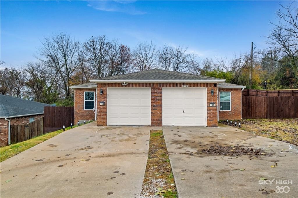 Welcome to this home in Fayetteville, AR! This modern 3-bedroom, 2-bathroom house boasts granite countertops, stainless appliances, and faux-wood blinds throughout. The large backyard is perfect for outdoor entertaining, and the fence provides added privacy. Lawn care is included, so you can enjoy a beautifully maintained yard without the hassle. With contemporary finishes and a convenient location, this home is move-in ready and waiting for you to make it your own. Don't miss out on this opportunity to live in style and comfort in Fayetteville!