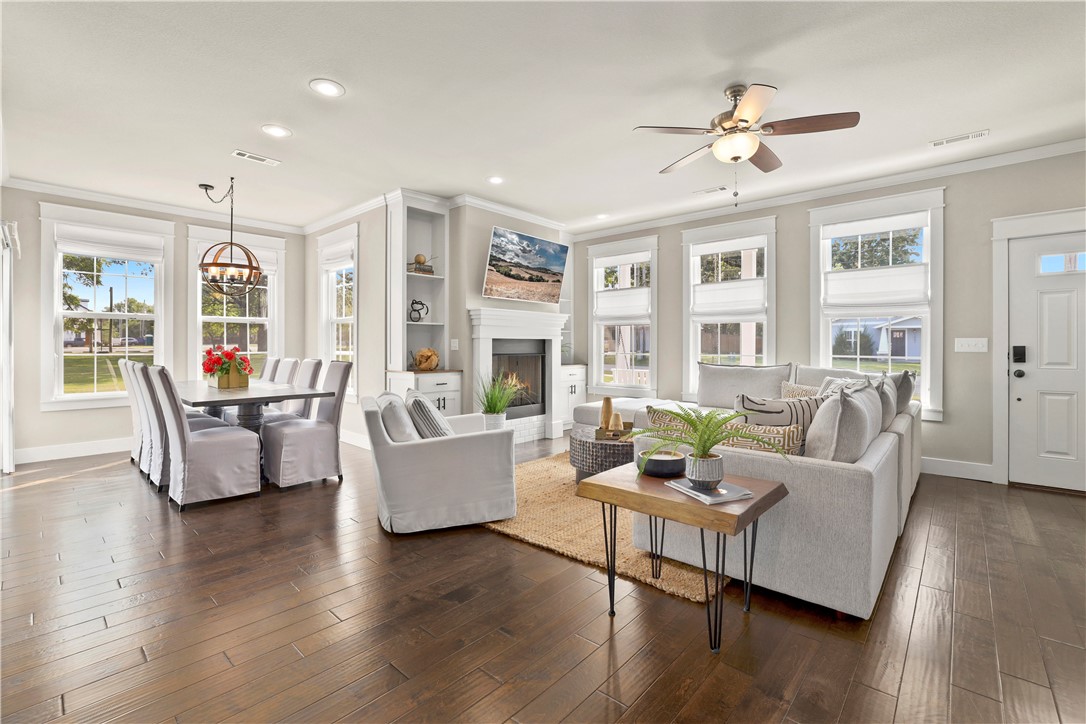 W A Burks Add Bentonville - Residential