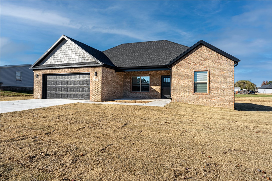 Givens Place Pea Ridge - Residential Lease