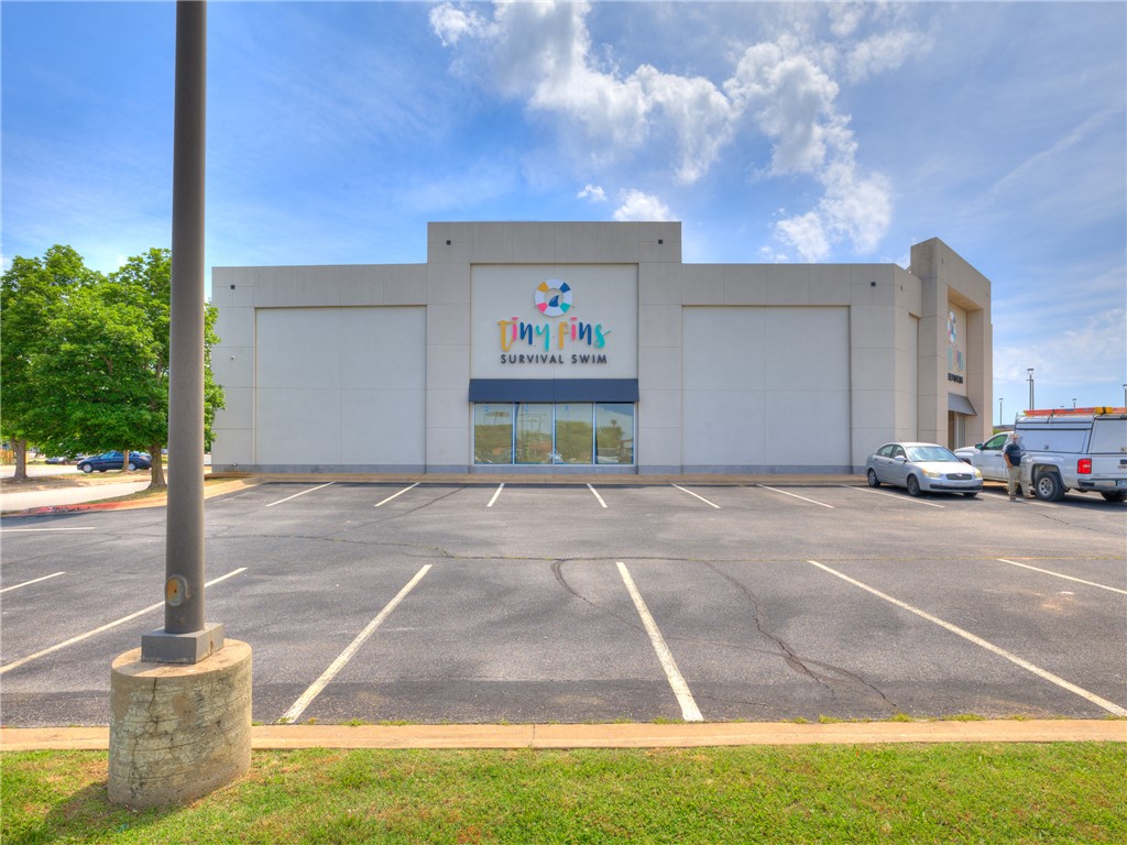 Scottsdale Center Rogers - Commercial Lease