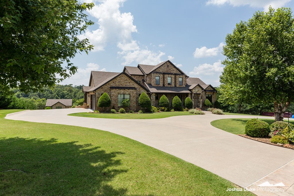 Estates At Dogwood Canyon - Residential