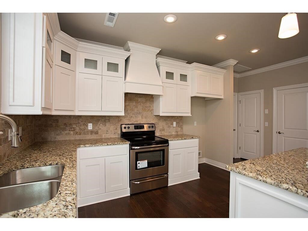 Oldetown Estates Rogers - Residential Lease