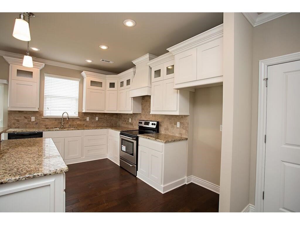 Oldetown Estates Rogers - Residential Lease