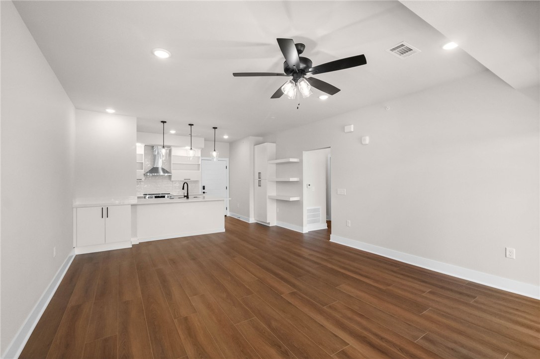 MEDLIN MEADOWS SUB PH 2-BENTONVILLE - Residential