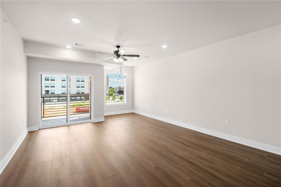 MEDLIN MEADOWS SUB PH 2-BENTONVILLE - Residential