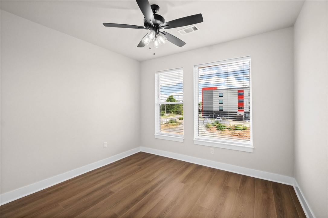 MEDLIN MEADOWS SUB PH 2-BENTONVILLE - Residential