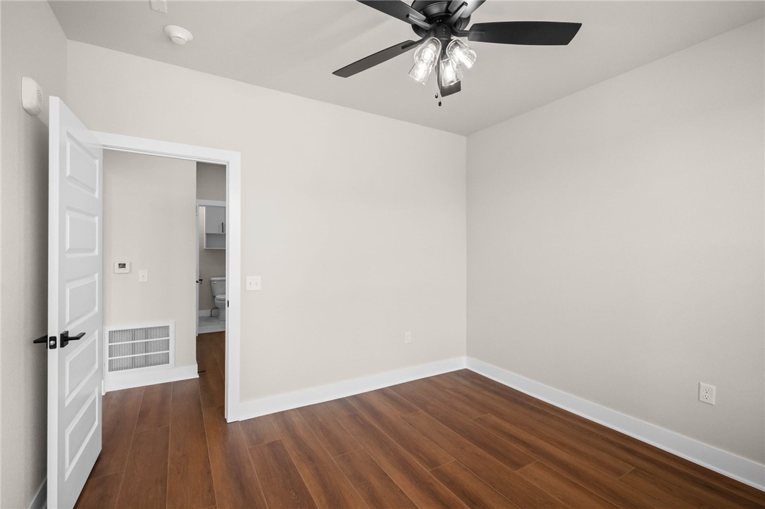 MEDLIN MEADOWS SUB PH 2-BENTONVILLE - Residential