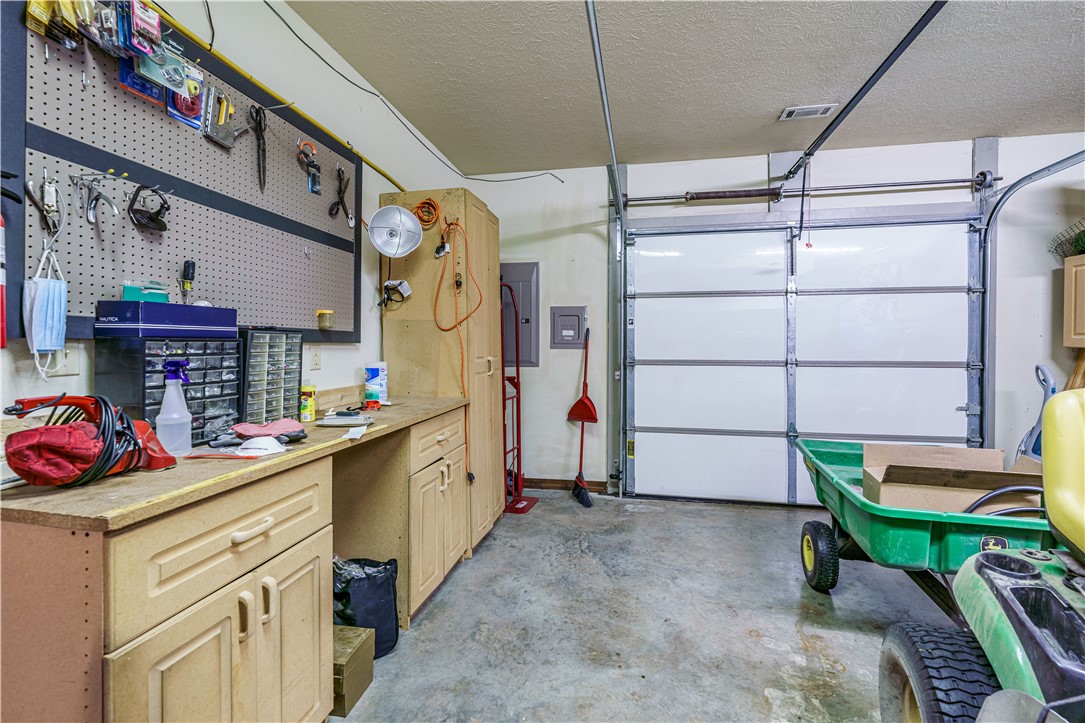 Unit 112 Holiday Island - Residential