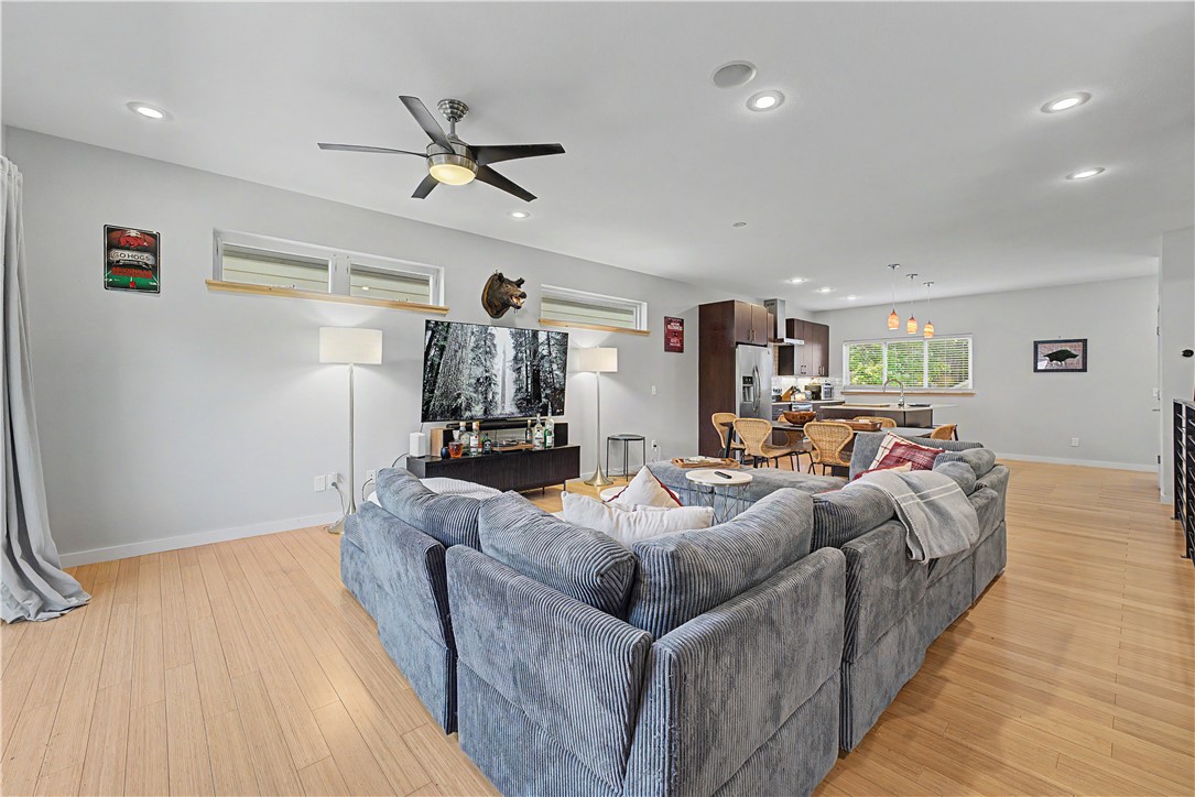 Jennings Add - Residential Lease