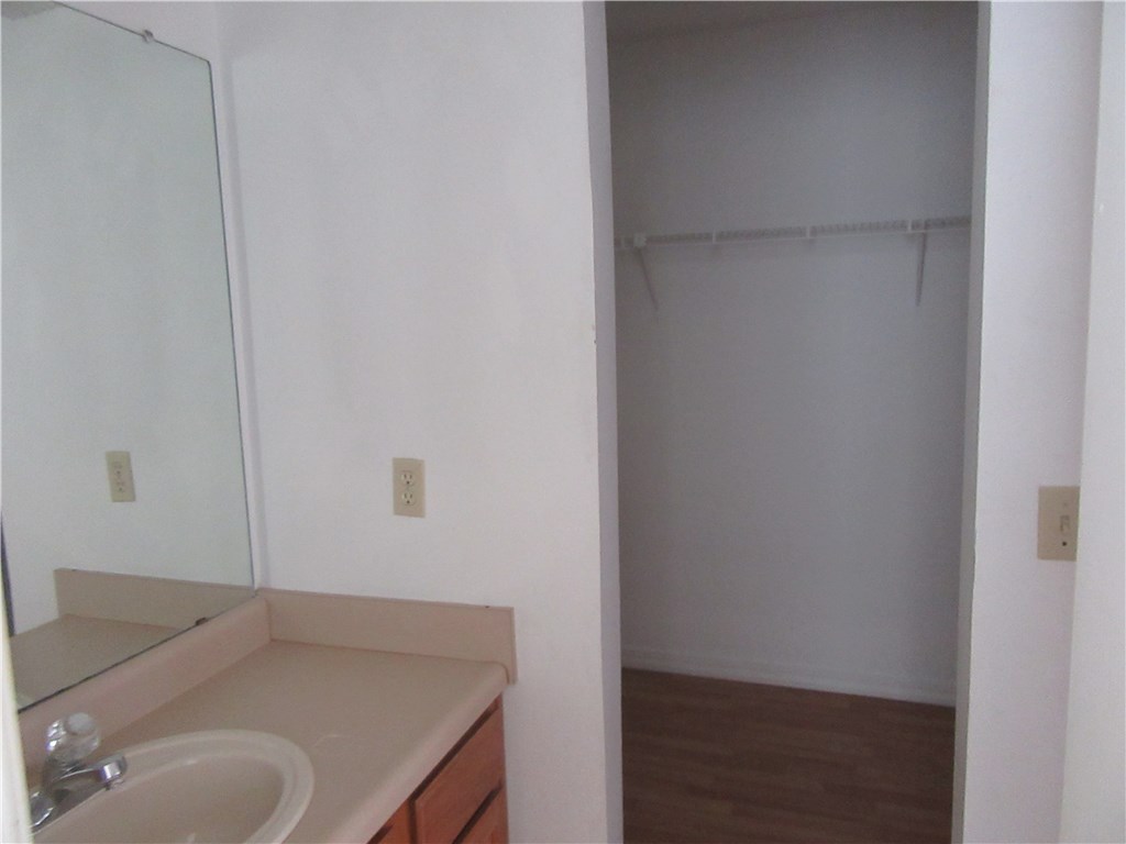 Fallon Heights Ph 3 Siloam Spgs - Residential Lease