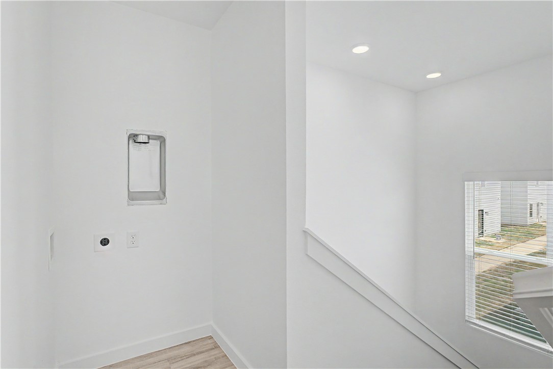 FEATHERSTON WEST SUB PH 1-CENTERTON - Residential