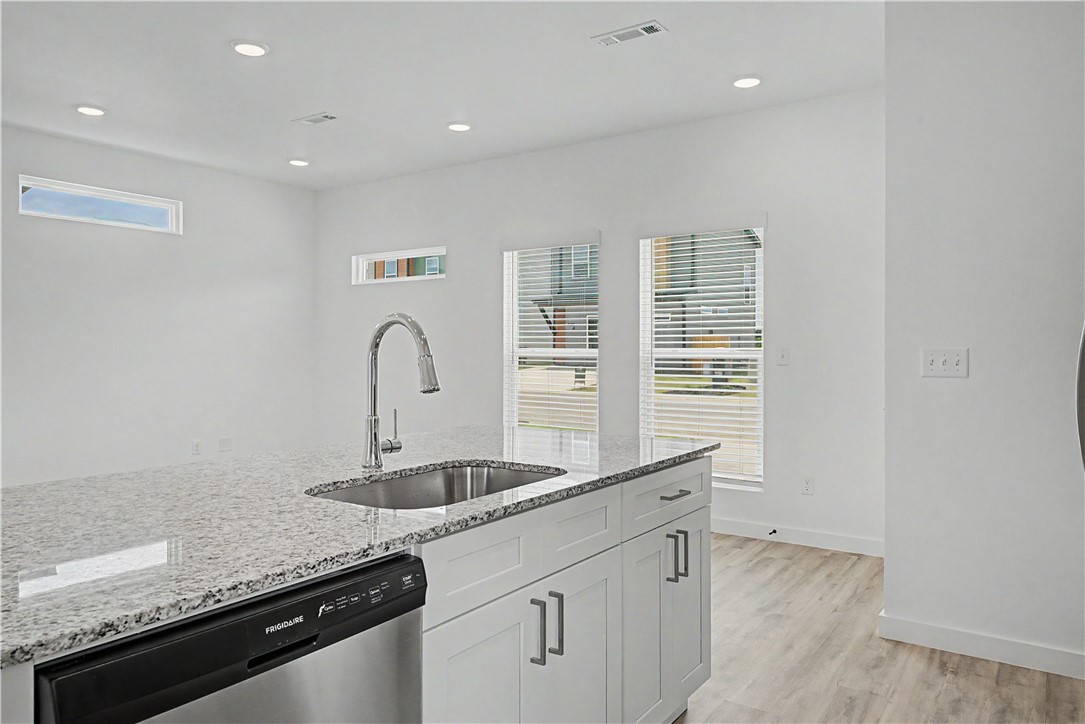 FEATHERSTON WEST SUB PH 1-CENTERTON - Residential