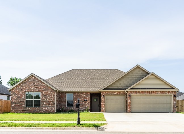 Brand new Construction! Wonderful open floor plan, large island kitchen, pantry, quartz countertops, & beautiful wood flooring in all main living areas. Stunning finishing interior features throughout, upgraded ss appliance package w/ gas range. You will love this newer Community & the location. Nearly 2000 sq. ft living in this 4 bedroom 3 bath, 3 car garage home. Privacy fenced yard with large covered porch. Possible finders fee only.