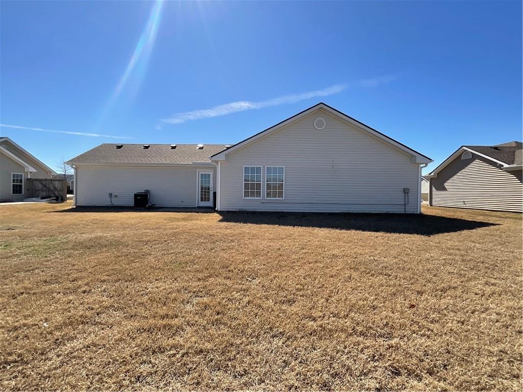 Sundowner - Residential Lease