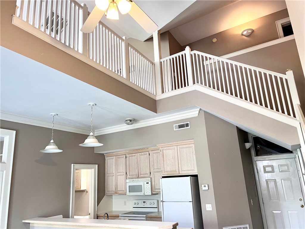 Campbell Ave Condos HPR - Residential Lease