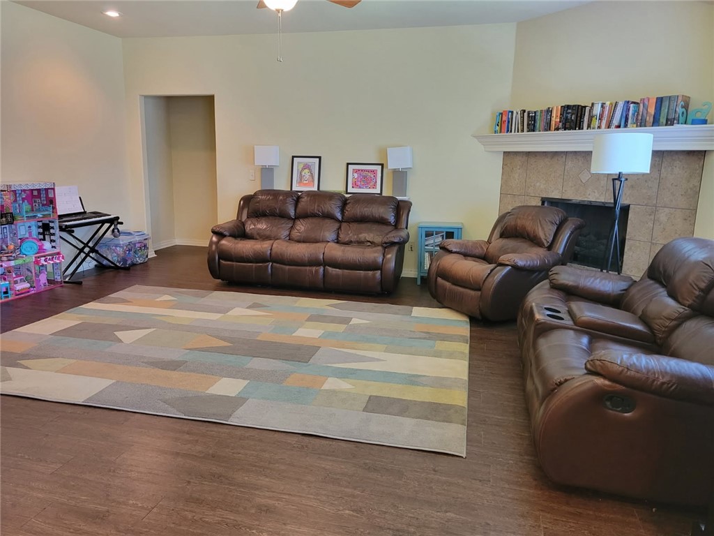 Falcon Ridge - Residential Lease
