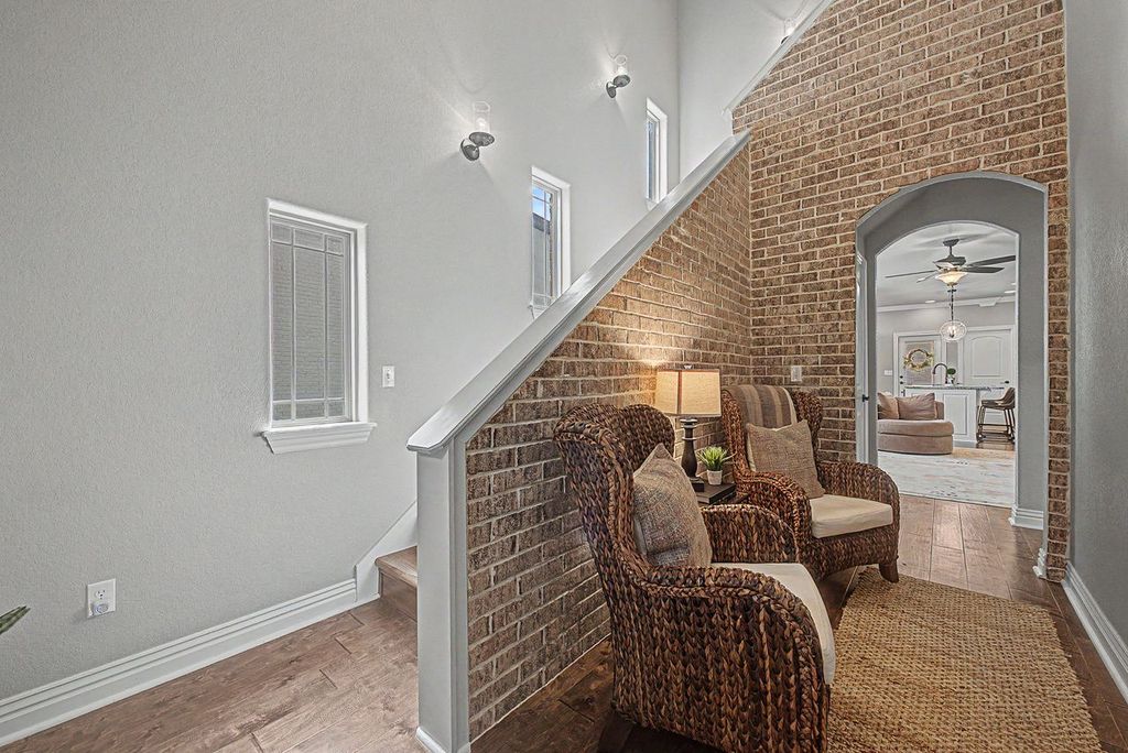 Town Homes At Forest Hills - Residential