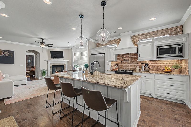 Town Homes At Forest Hills - Residential