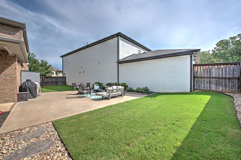 Town Homes At Forest Hills - Residential