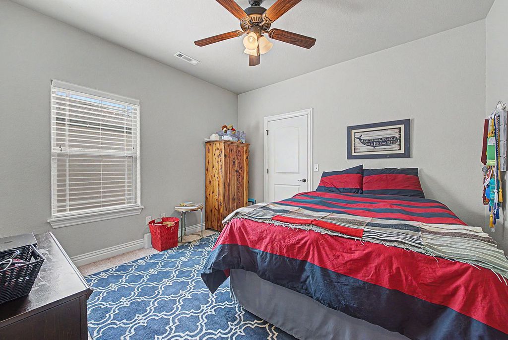 Town Homes At Forest Hills - Residential