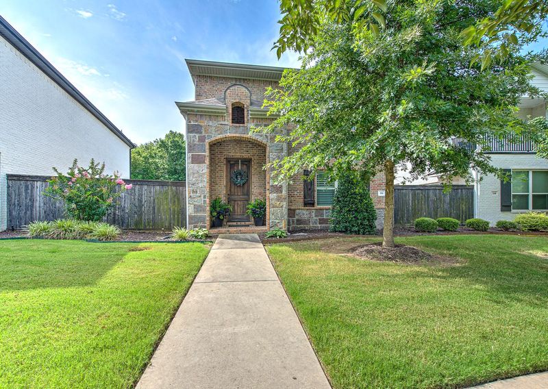 Town Homes At Forest Hills - Residential