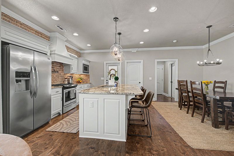 Town Homes At Forest Hills - Residential