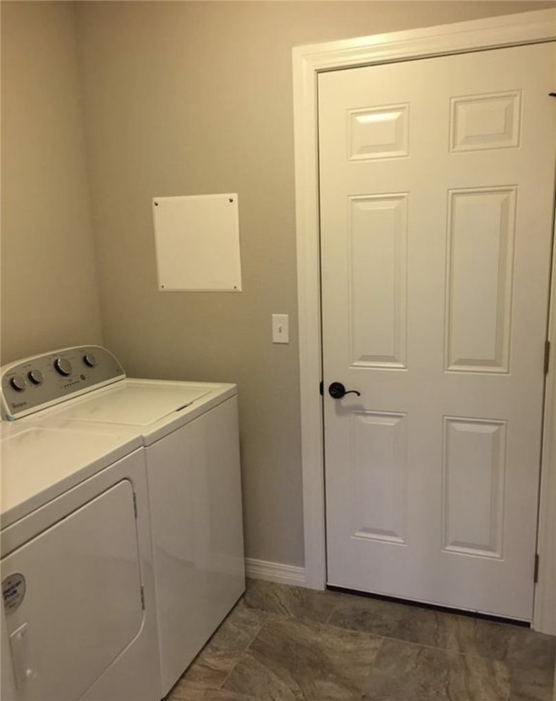Holcomb Heights - Residential Lease