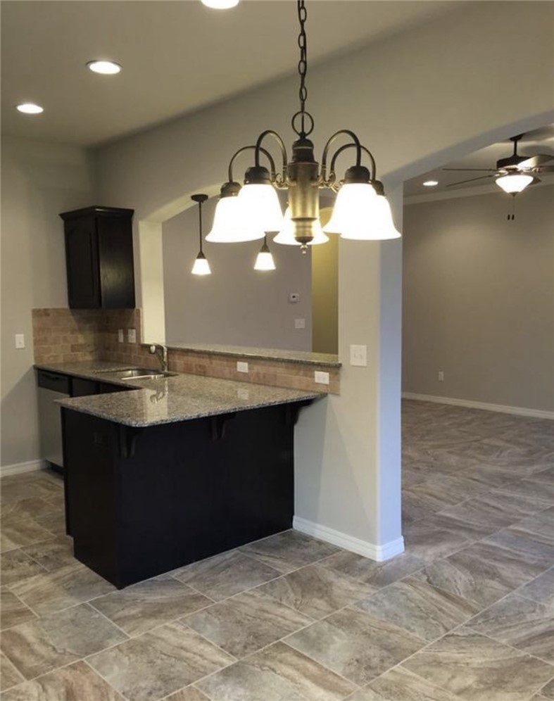 Holcomb Heights - Residential Lease