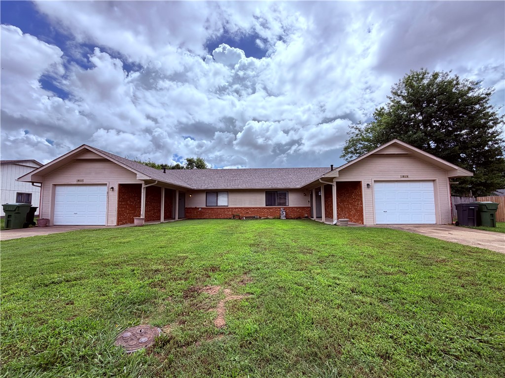Investor Alert! Turn-Key Duplex! 

Looking for a smart real estate investment? This well-maintained duplex offers the perfect opportunity to grow your portfolio, generate rental income, or live in one unit while renting the other. Each side features 2 spacious bedrooms, 2 full bathrooms, a functional floor plan, and comfortable living spaces designed to appeal to a wide range of tenants.

Outside, you’ll find a large backyard with plenty of room for outdoor enjoyment, pets, entertaining, or future improvements. The generous outdoor space is a rare find for multifamily properties and adds even more value for both owners and tenants.

Whether you’re a seasoned investor, first-time investor, or buyer looking to offset your mortgage with rental income, this property checks the boxes. With strong rental appeal, desirable layouts, and endless potential, opportunities like this don’t come around often.
