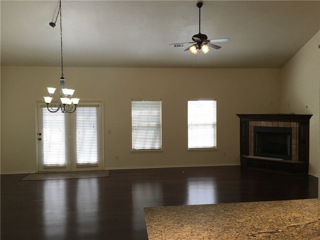 Riverwalk Farm Estate Ph III Bentonville - Residential Lease