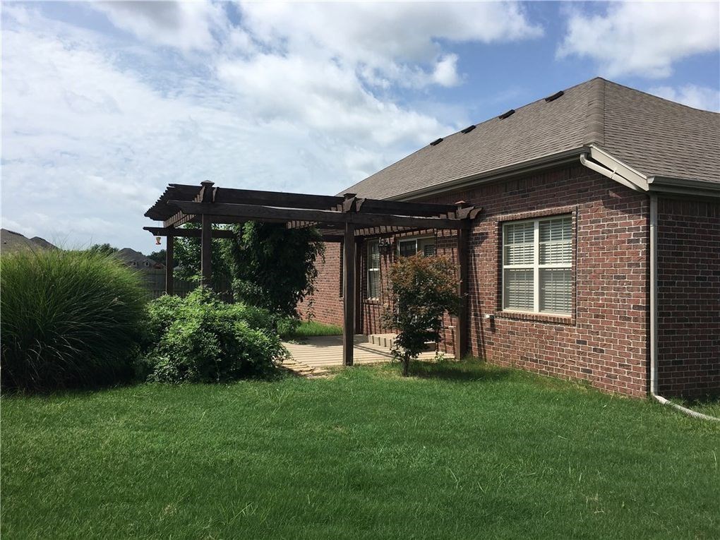 Riverwalk Farm Estate Ph III Bentonville - Residential Lease