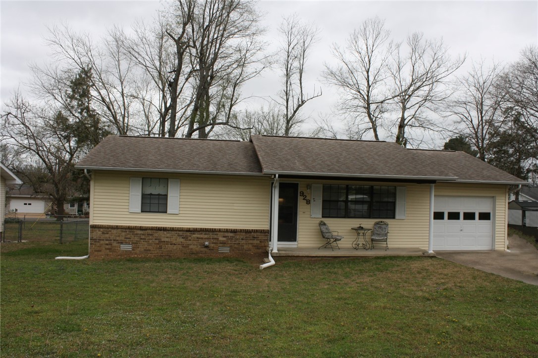 Check out this adorable two bedroom, one bath home that sits in the heart of Mountain Home, AR. The spacious layout maximizes both space and functionality, making it ideal for a small family.  Enjoy the fenced-in backyard, perfect for children and pets to play freely, and take advantage of the 10X12 detached shed for all your storage needs or hobby projects. The great covered back deck invites relaxation and outdoor entertaining, while the inviting covered front porch offers a warm welcome. With a one car attached garage, your vehicle will be safe and secure. HVAC is a split system (more efficient) year of unit 2022.   Located in a peaceful neighborhood just minutes from local amenities, parks, and the stunning natural beauty of the Twin Lakes Area. Schedule your showing today!