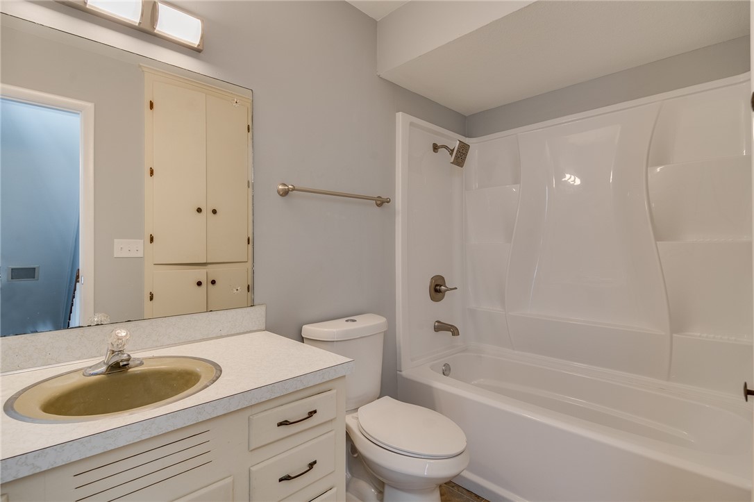 Fayetteville Outlots - Residential Lease