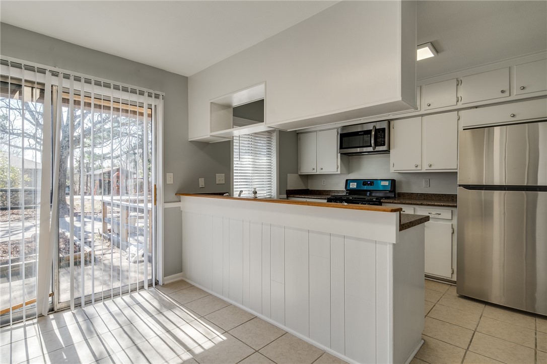 Fayetteville Outlots - Residential Lease