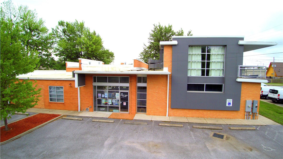 Maple Crest Add - Commercial Lease