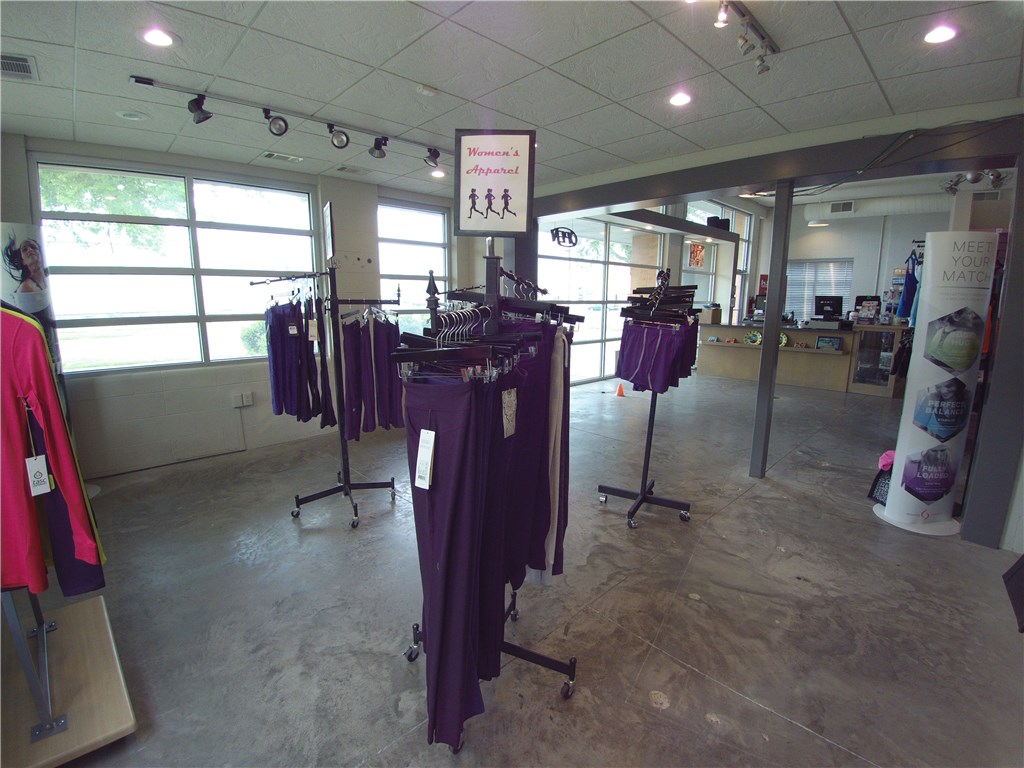 Maple Crest Add - Commercial Lease