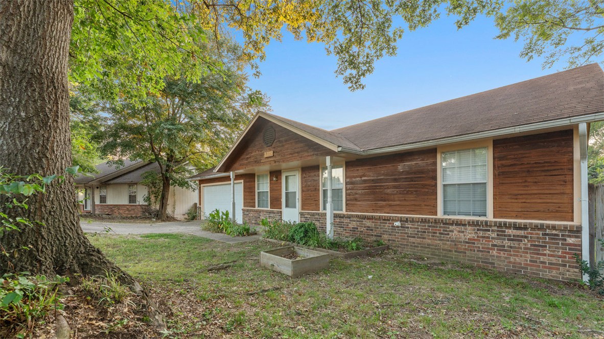 Walnut Grove Add Ph I - Residential Lease