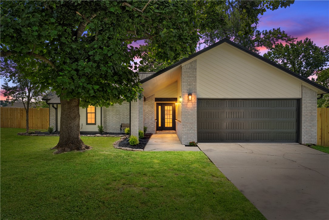 Woodland Acres Unit 2 Rogers - Residential