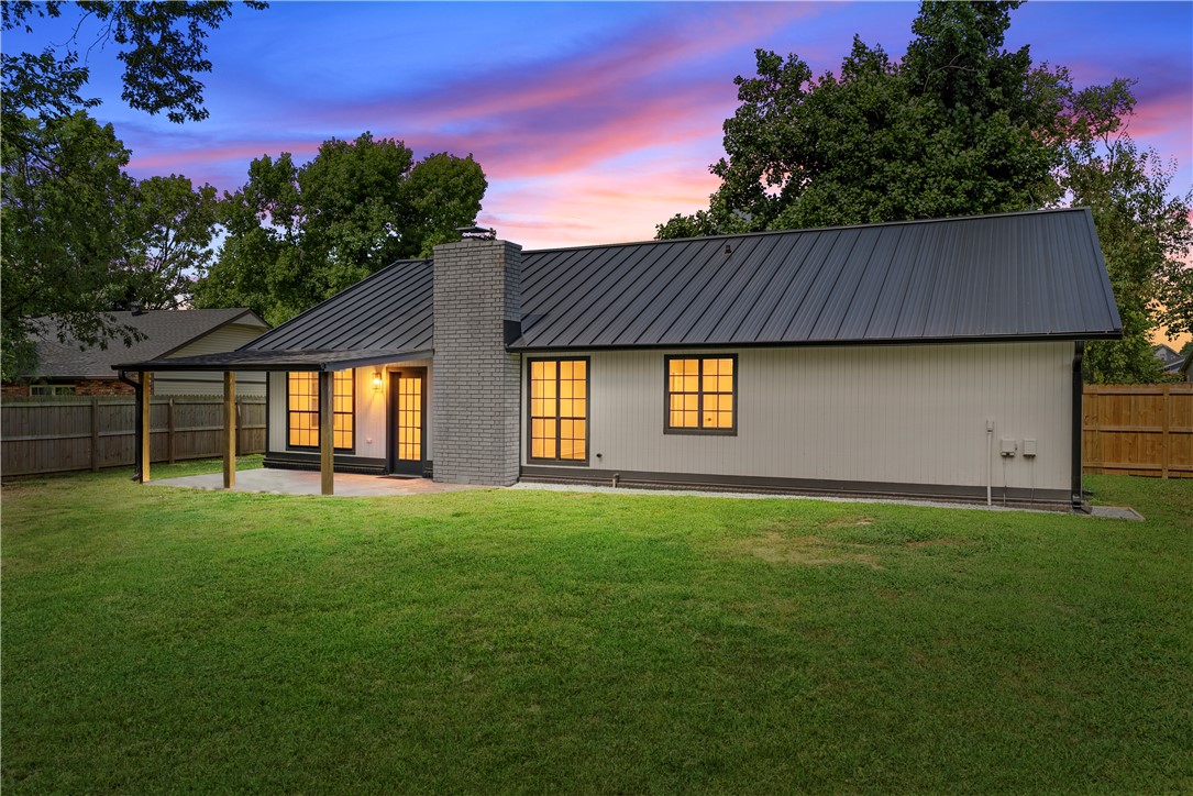 Woodland Acres Unit 2 Rogers - Residential