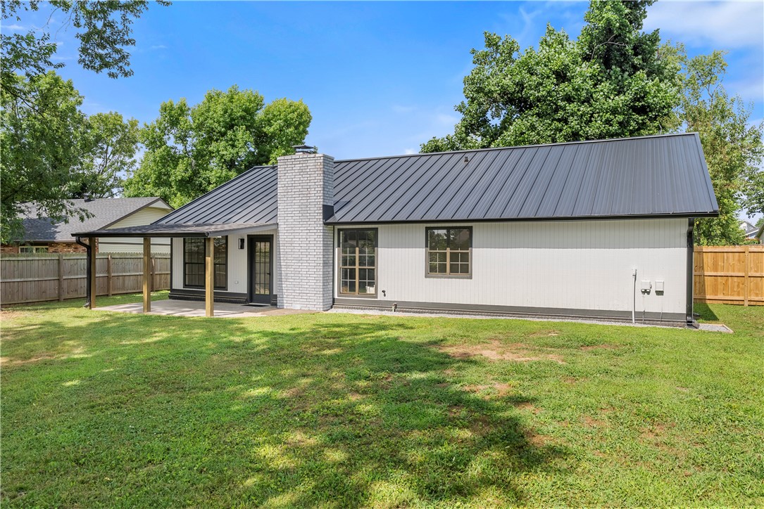 Woodland Acres Unit 2 Rogers - Residential