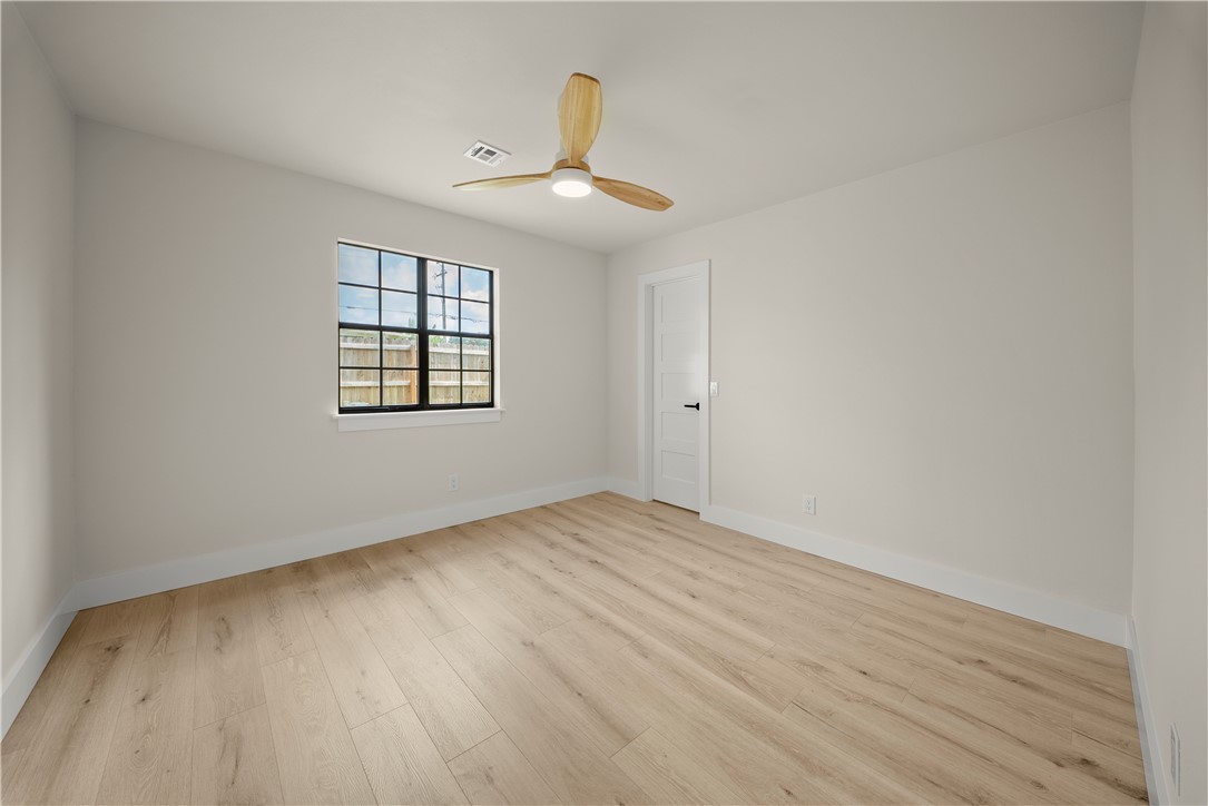 Woodland Acres Unit 2 Rogers - Residential