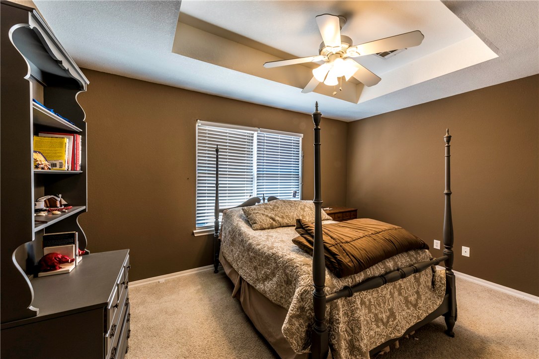 Shady Oaks - Residential