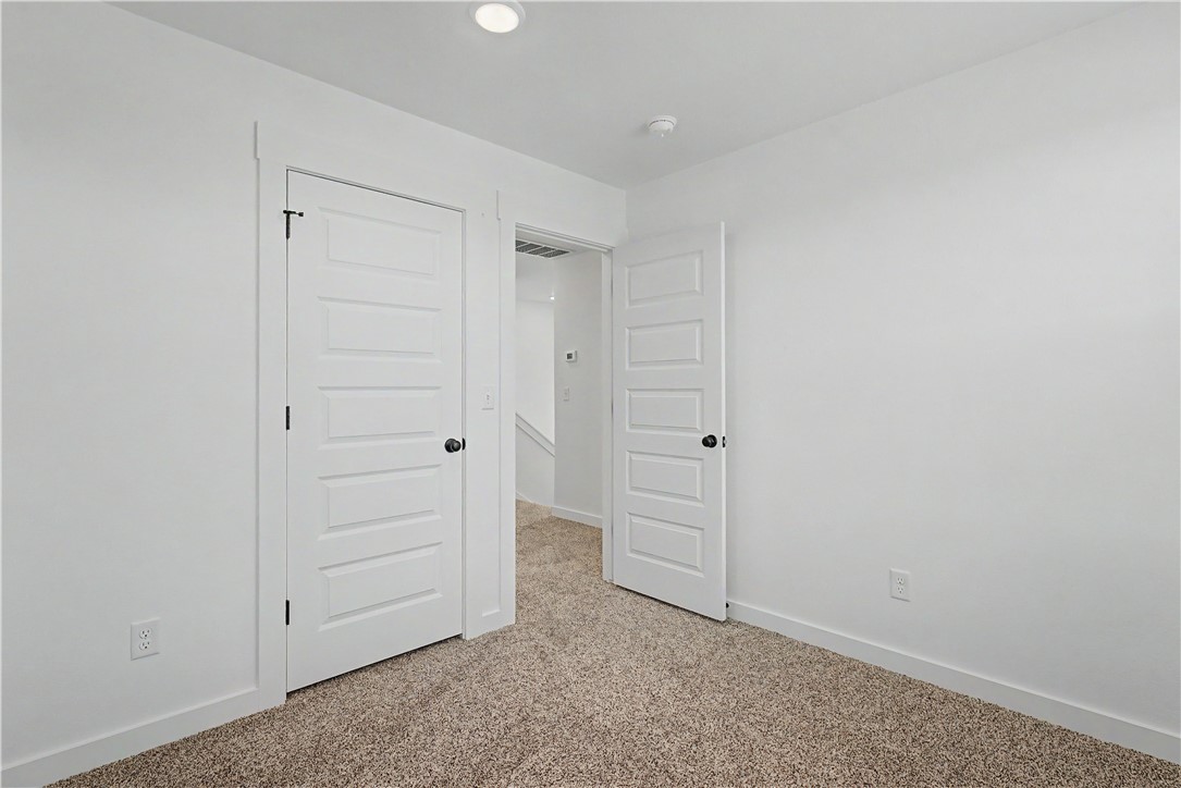 FEATHERSTON WEST SUB PH 1-CENTERTON - Residential