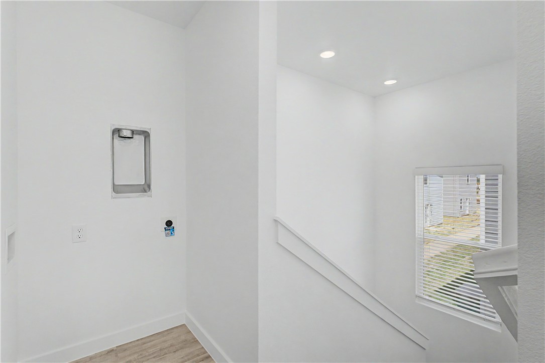 FEATHERSTON WEST SUB PH 1-CENTERTON - Residential