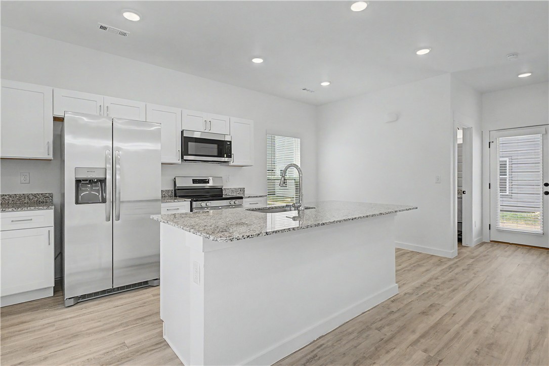 FEATHERSTON WEST SUB PH 1-CENTERTON - Residential