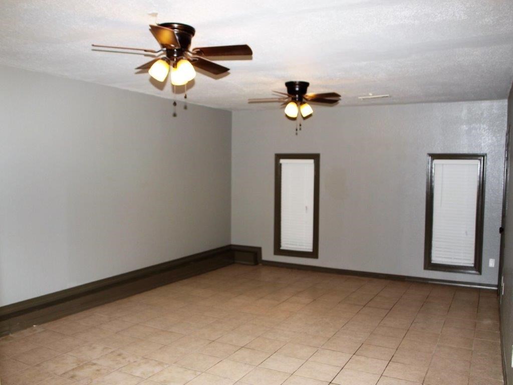 Broadmore Acres - Residential Lease
