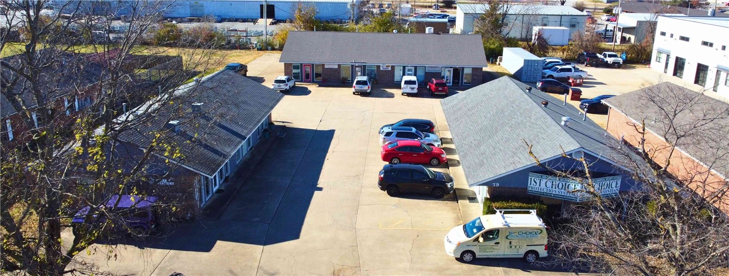 Value-add, rent upside potential. Ideal site for local daily-needs tenants/businesses. Central Fayetteville location. Within close proximity to i-49 and 71b/college.