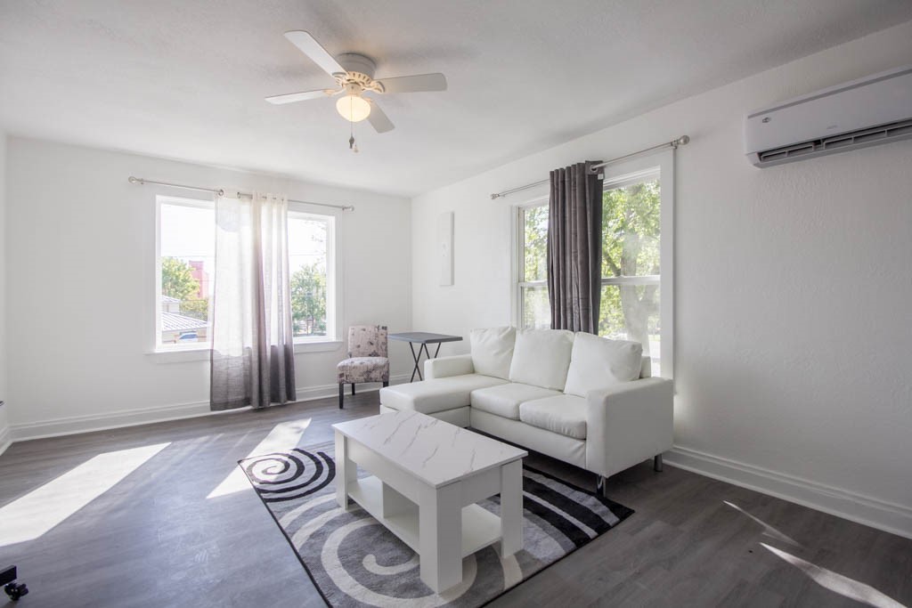 J WADE SIKES PARK ADD-ROGERS - Residential