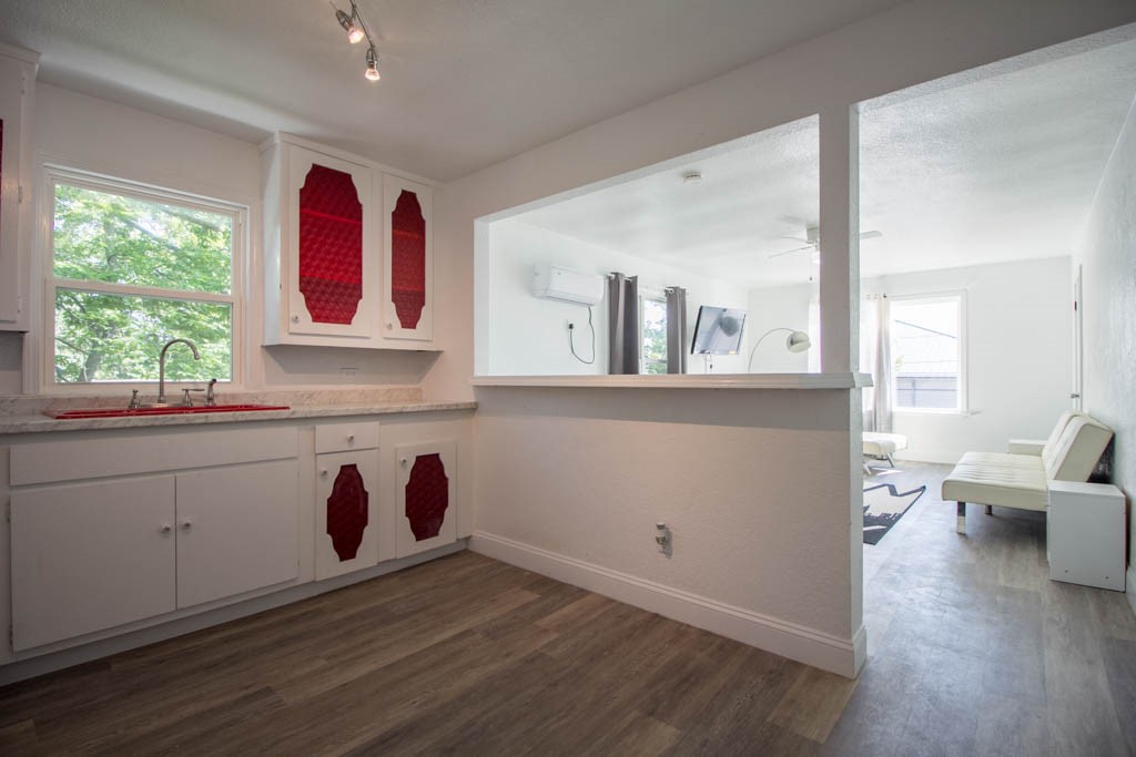 J WADE SIKES PARK ADD-ROGERS - Residential