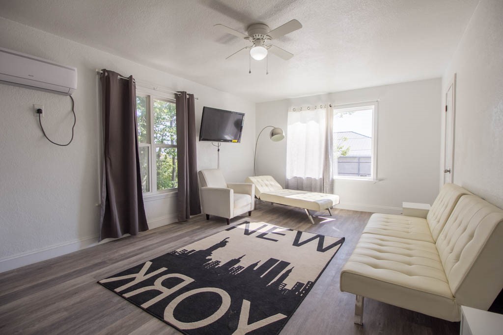 J WADE SIKES PARK ADD-ROGERS - Residential